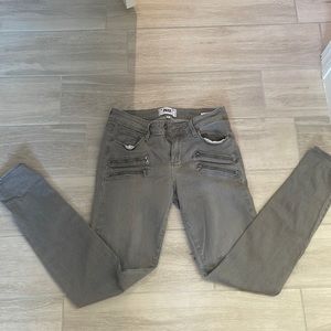 grey jeans with zippers